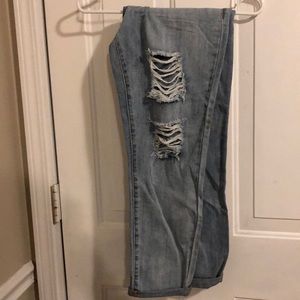 NWT ripped boyfriend jeans